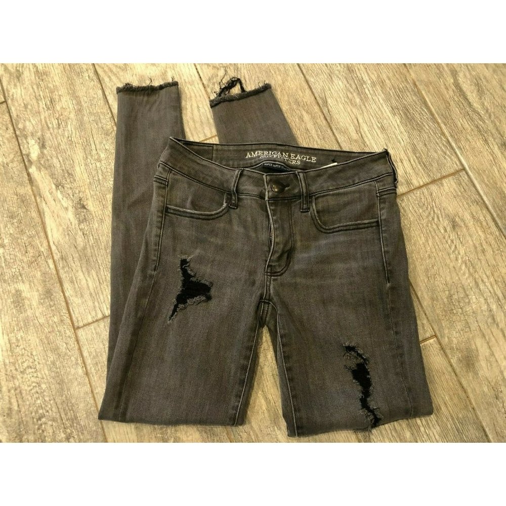 American‎ Eagle Super Super Stretch Jegging Jeans 2 Destroyed Holes 2R Grunge